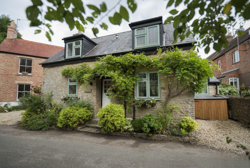 Deceuninck Casement Window