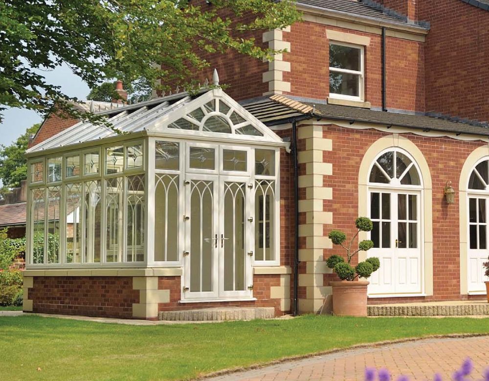 Conservatories: Bringing the Outdoors In for Your Projects