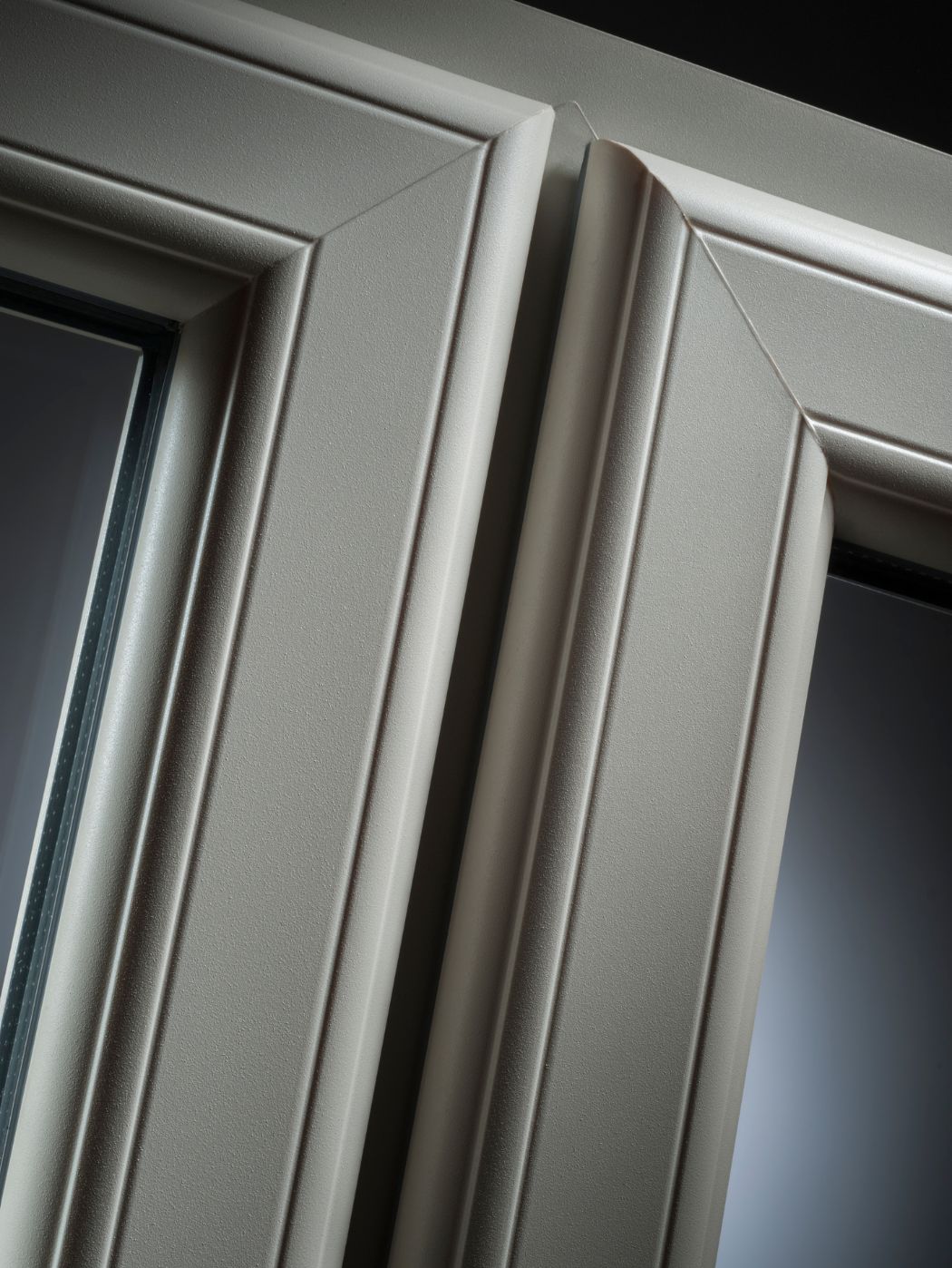 Deceuninck 2800 Key details