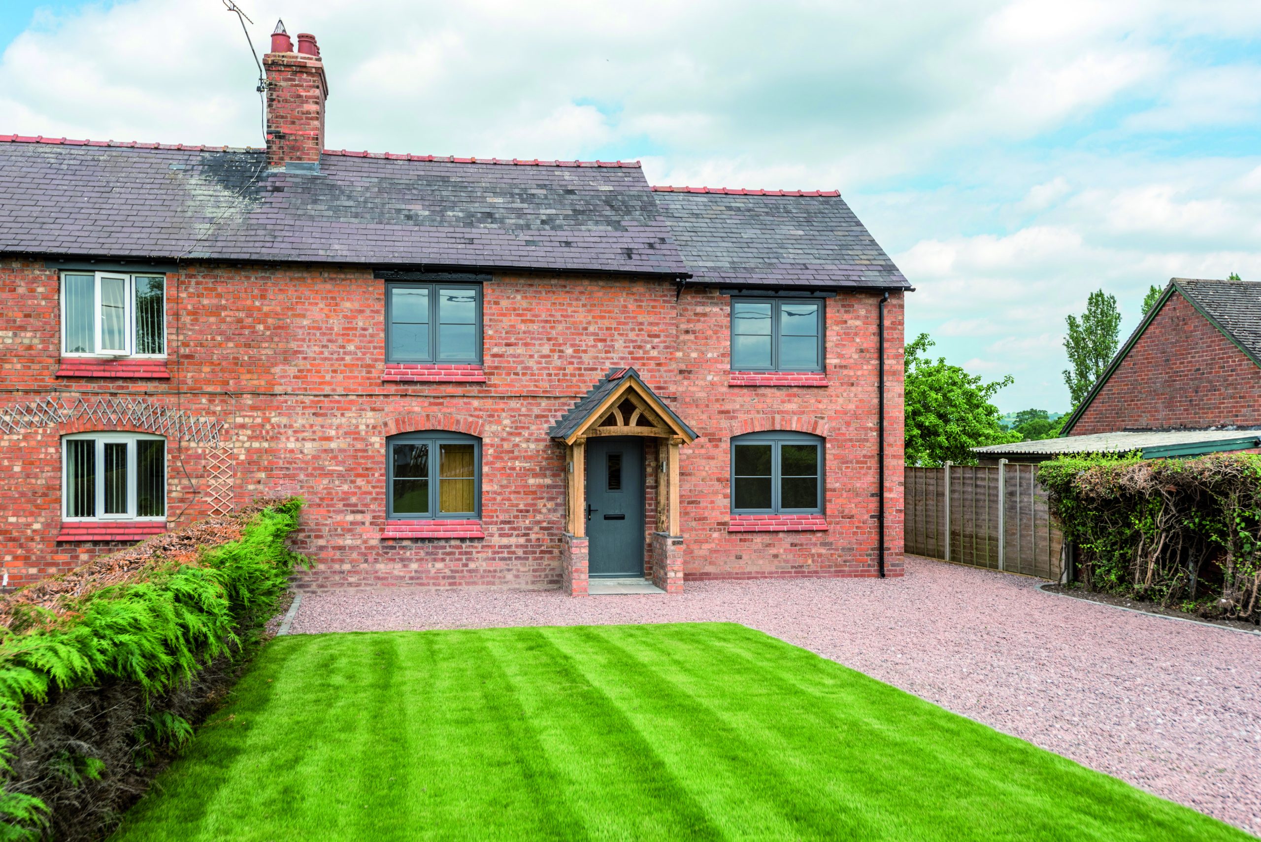 Abbeydale Cottage: Halo Flush Sash