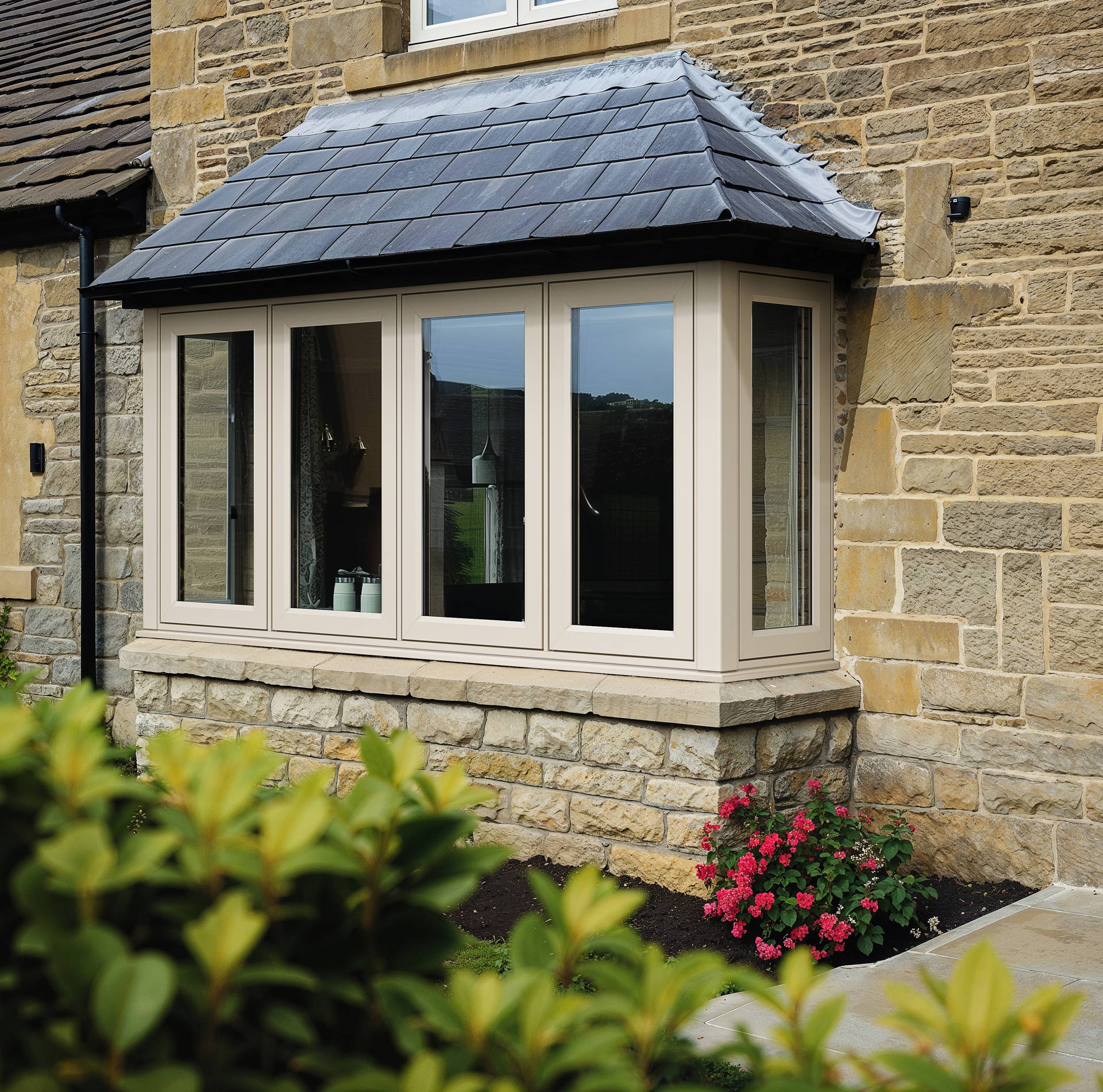 Why Installers Are Moving Towards Flush Sash Windows in 2025